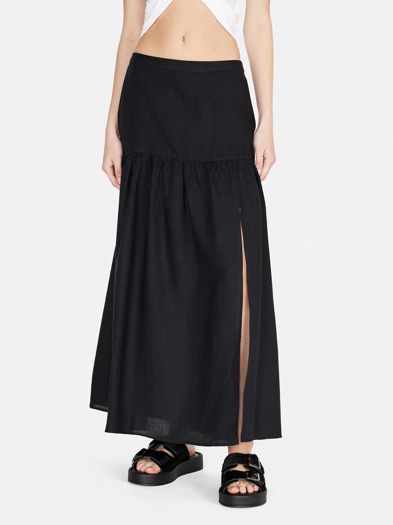 Long skirt in linen, Black - Sisley