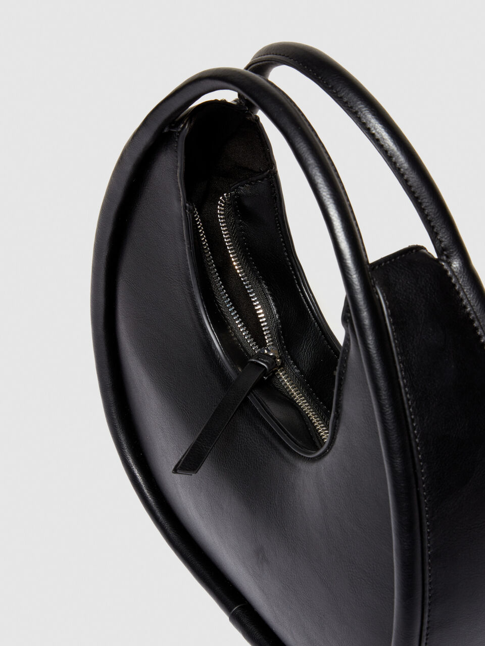 Rigid hobo bag Women image number null