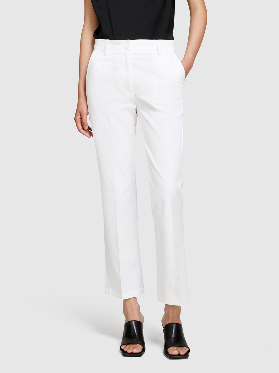 Cropped flared trousers Women image number null