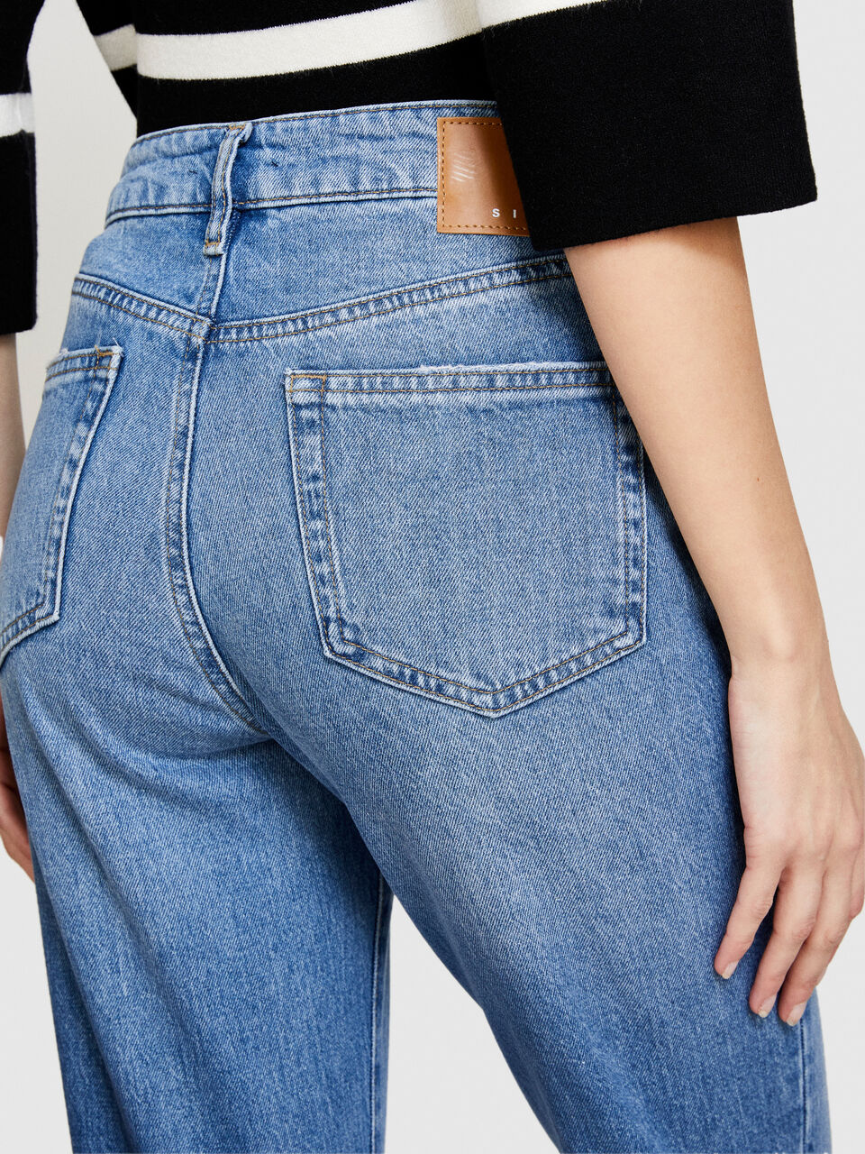 Slim fit jeans Women image number null