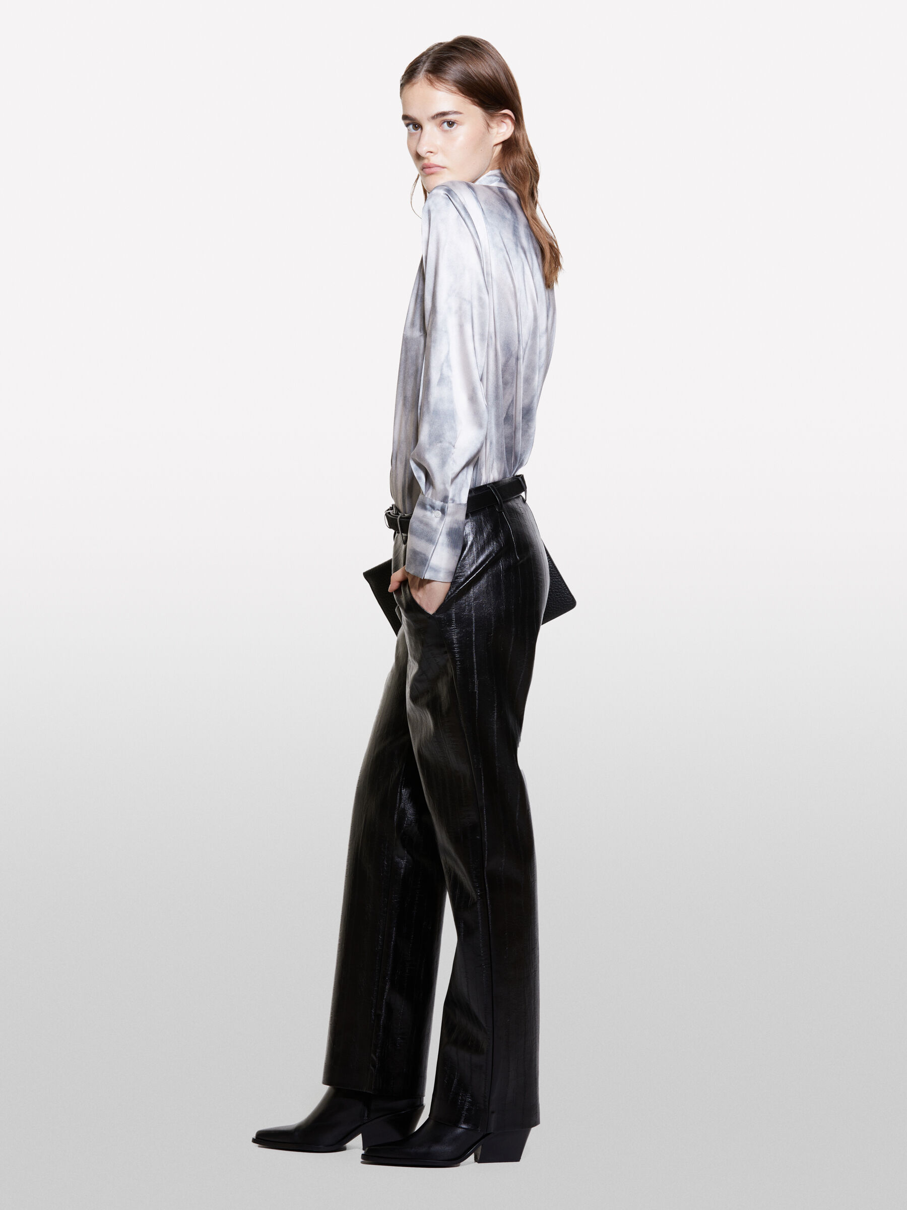 TROUSERS Women image number null