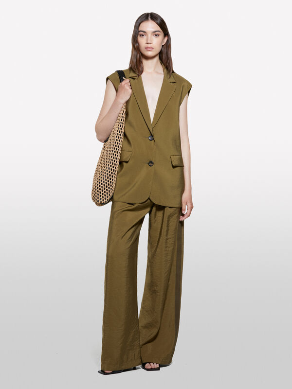 Olive green vest with crinkle look - women's vests and sleeveless jackets | Sisley