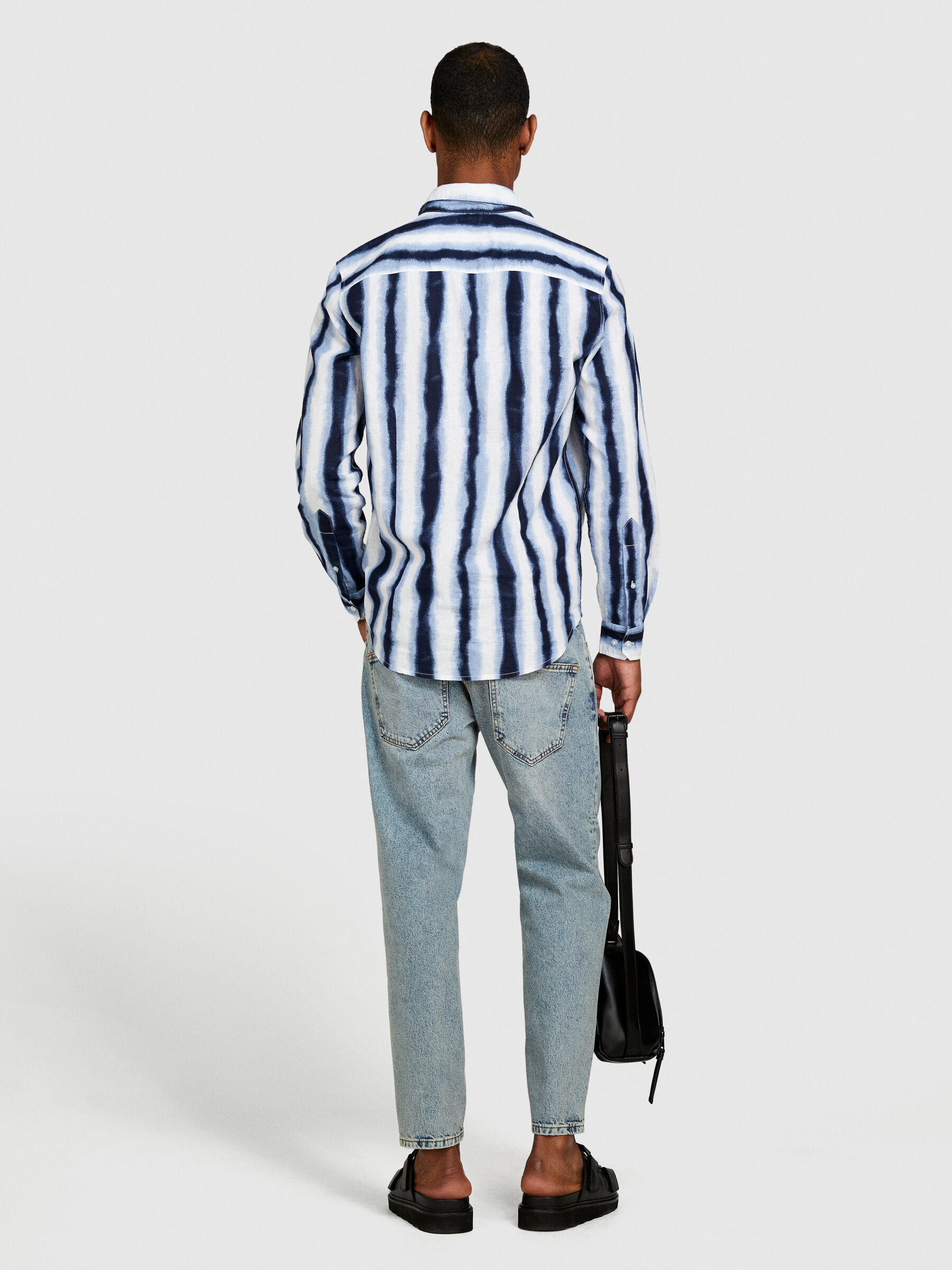 Slim fit printed shirt Men image number null