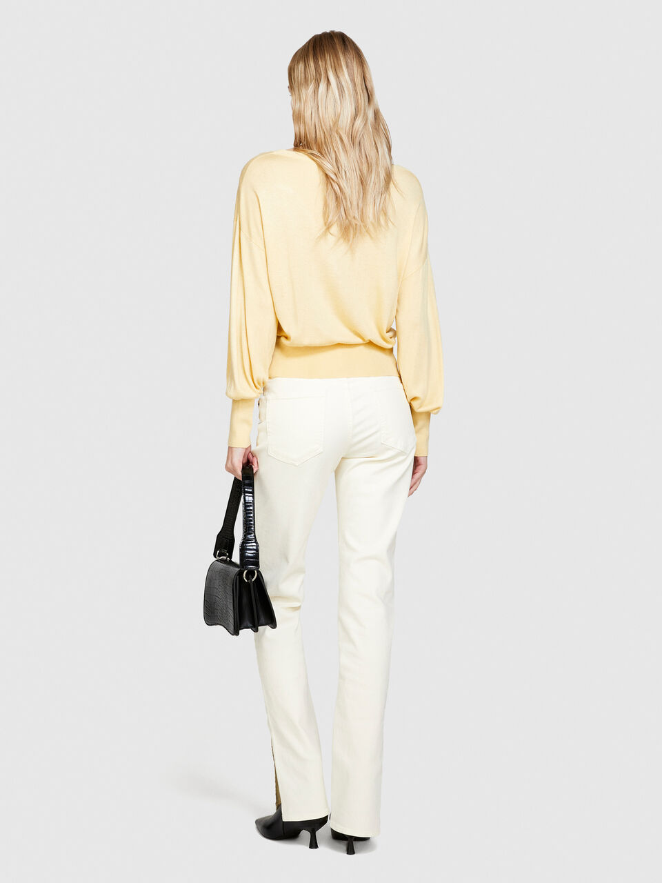 Top made of silk blend Women image number null