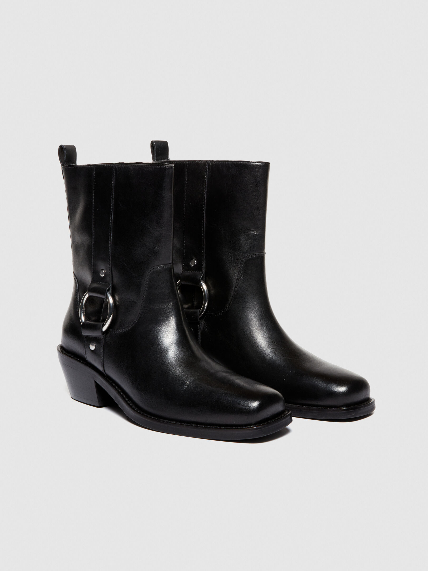 Ankle boots with metal ring Women image number null