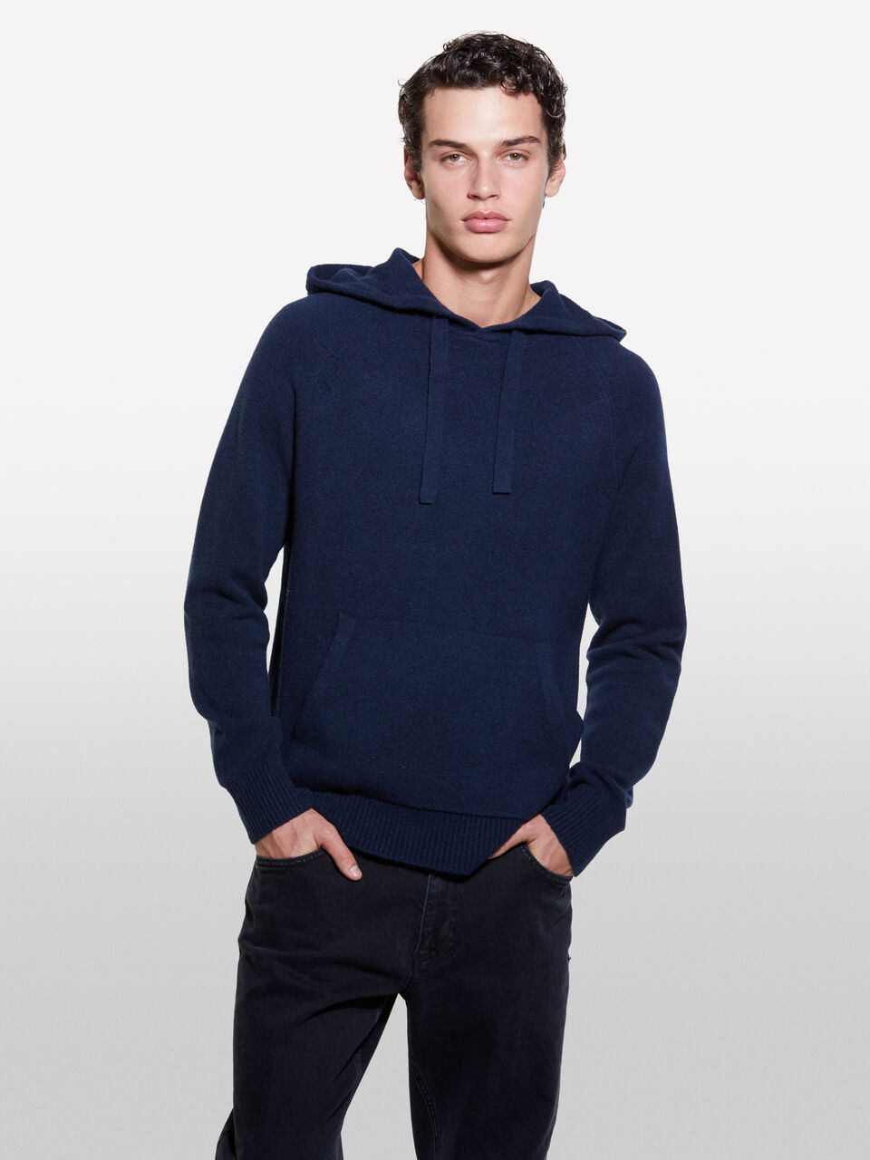 SWEATER W/HOOD Men image number null