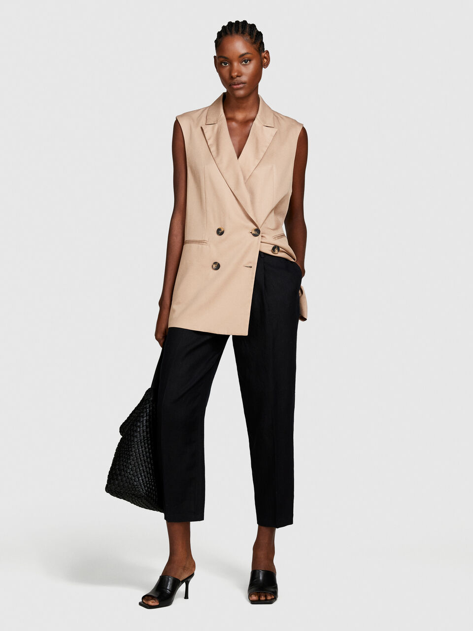 100% linen barrel leg trousers Women image number null