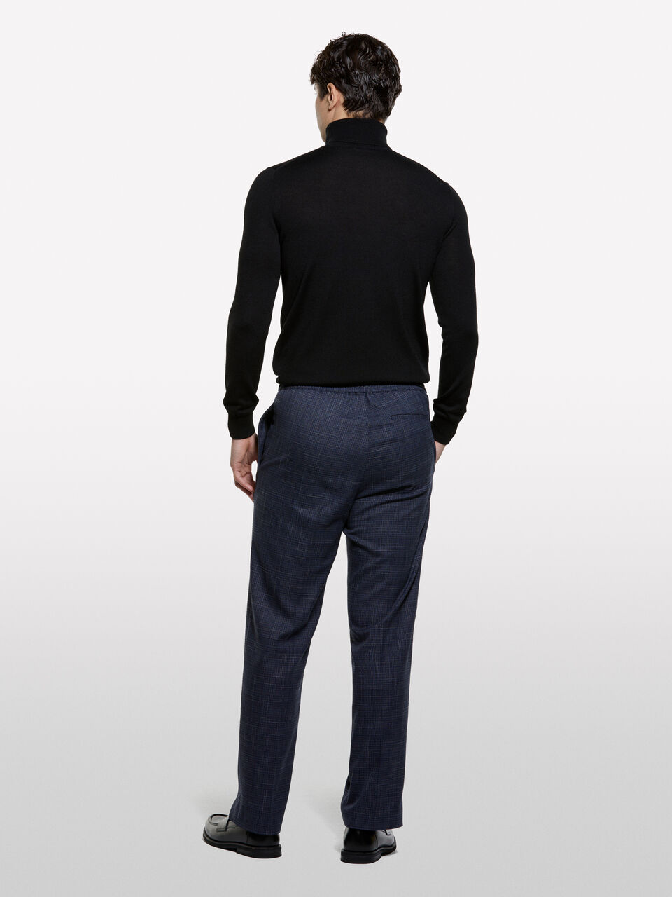 TROUSERS Men image number null