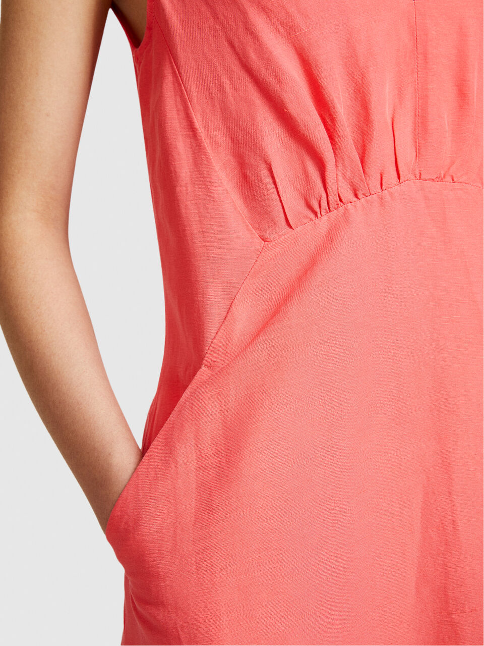 Long sleeveless dress Women image number null