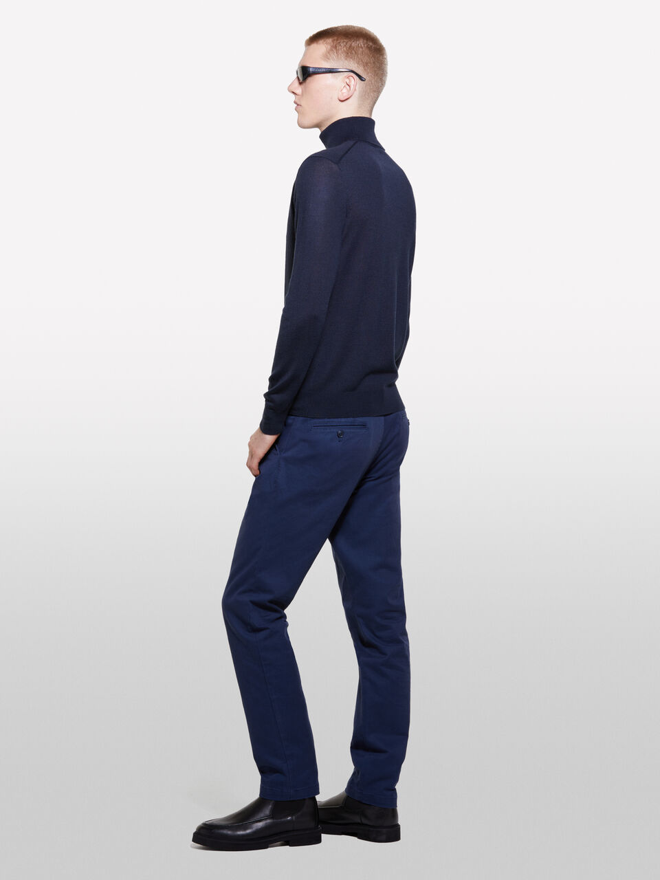 TROUSERS Men image number null