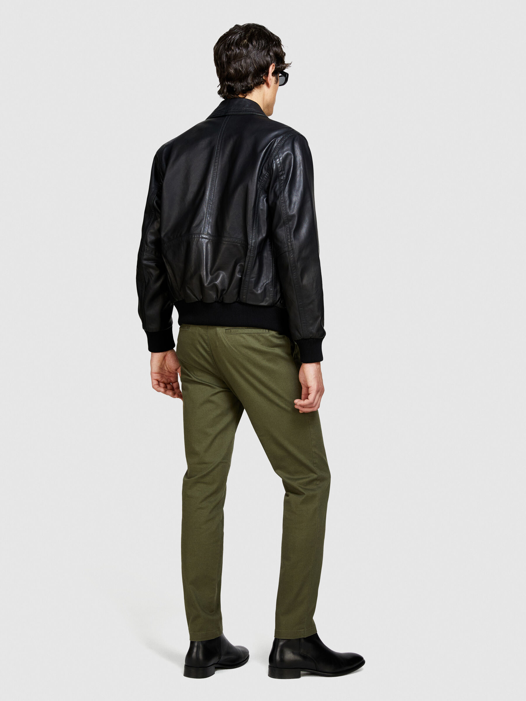 Printed chinos Men image number null