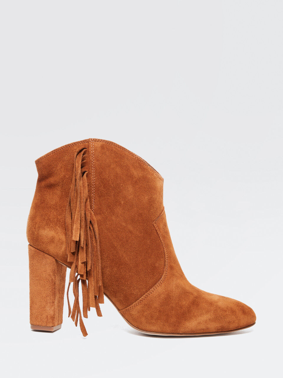 Suede ankle boots with fringe
