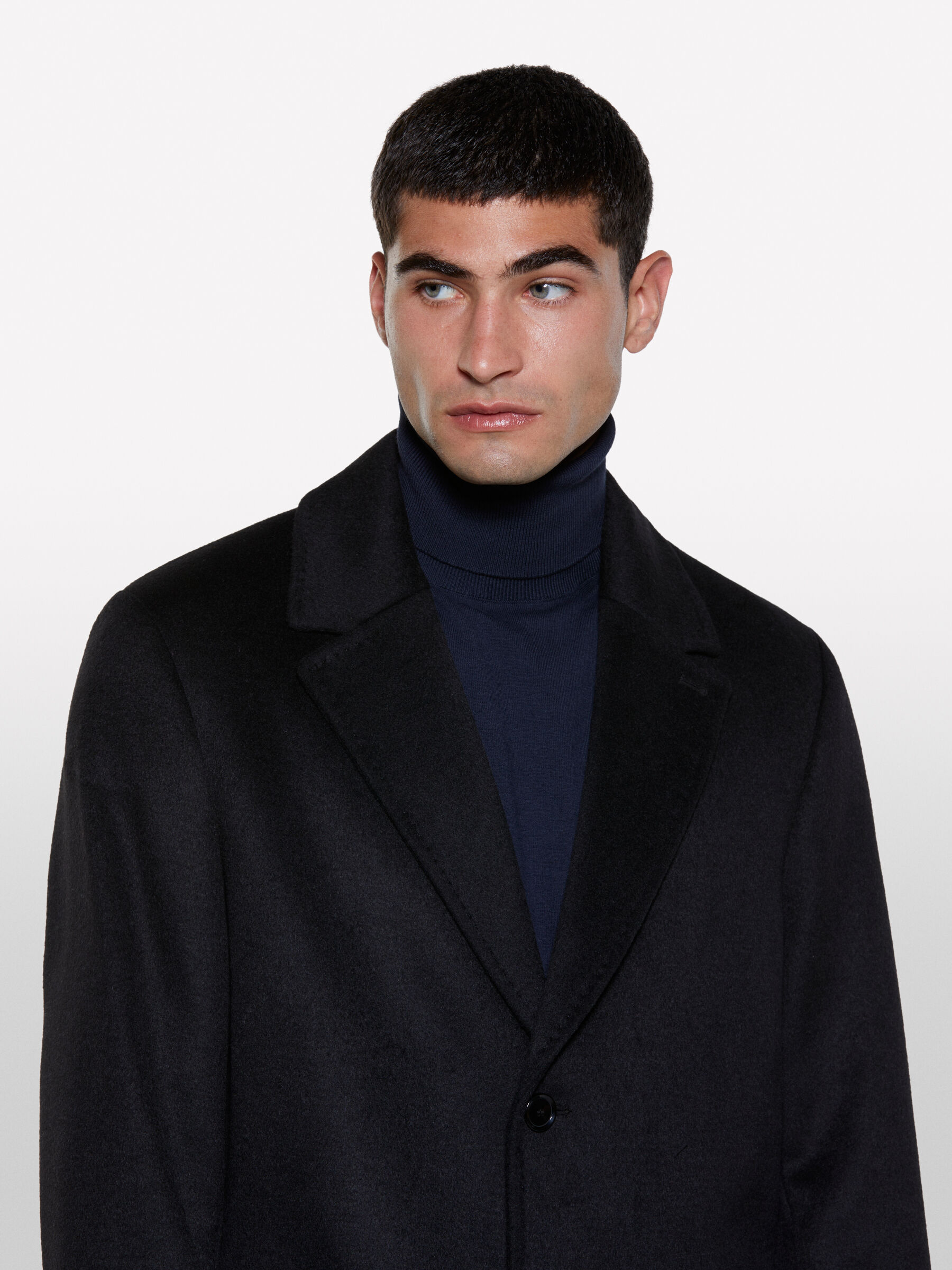 COAT Men image number null