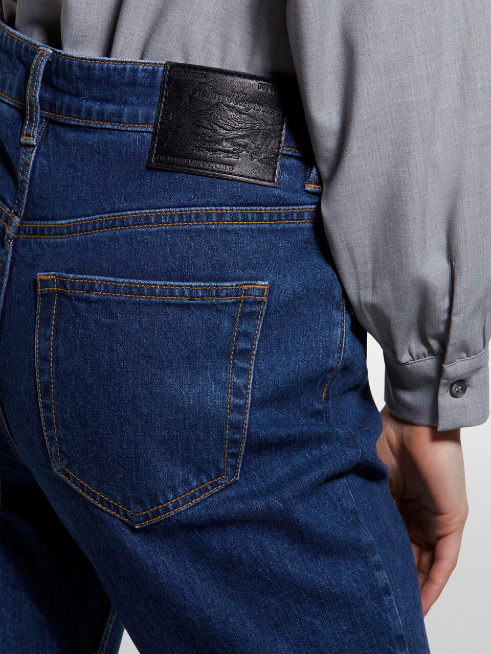 TROUSERS Women image number null