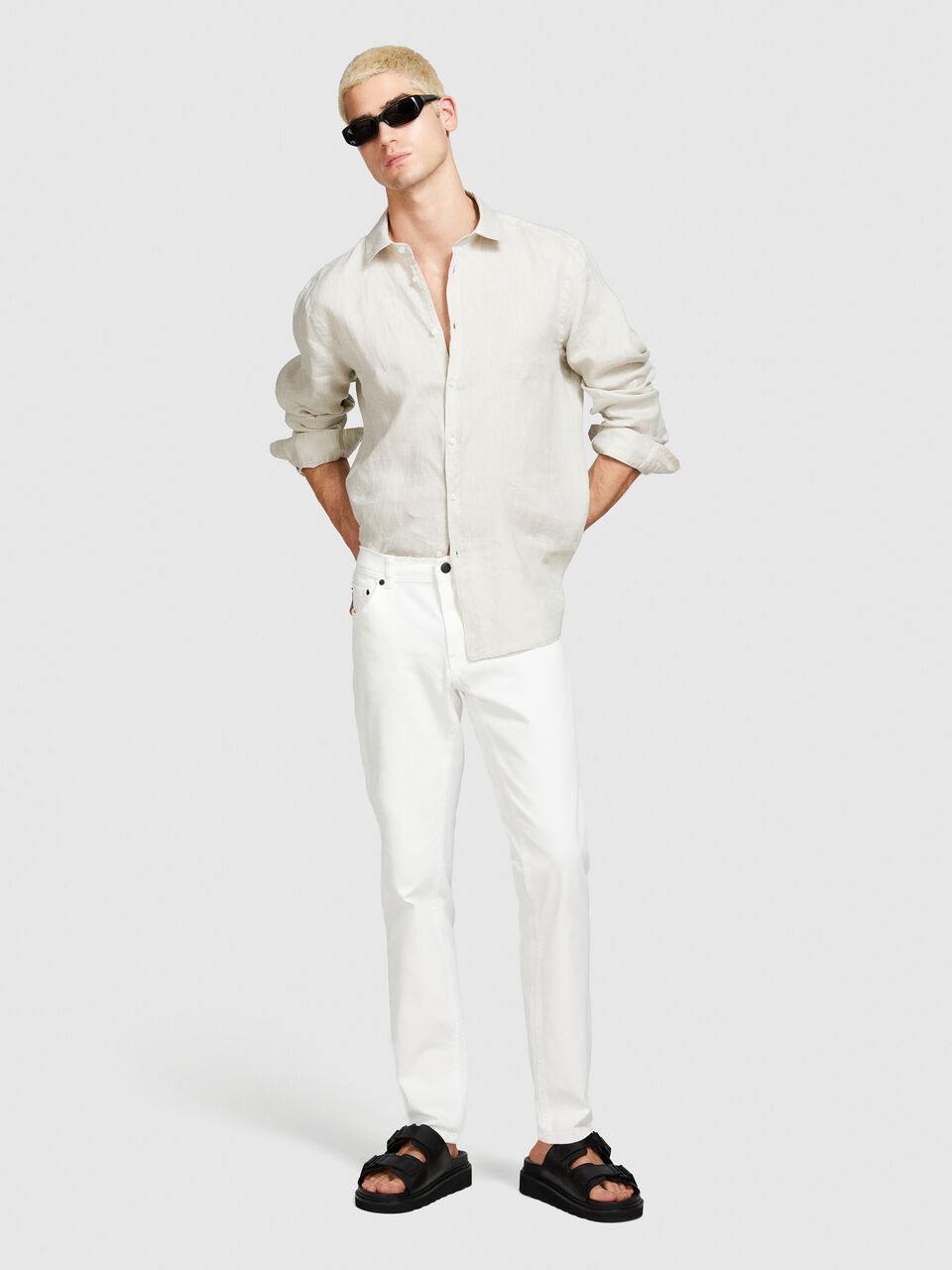 Light jeans Men image number null