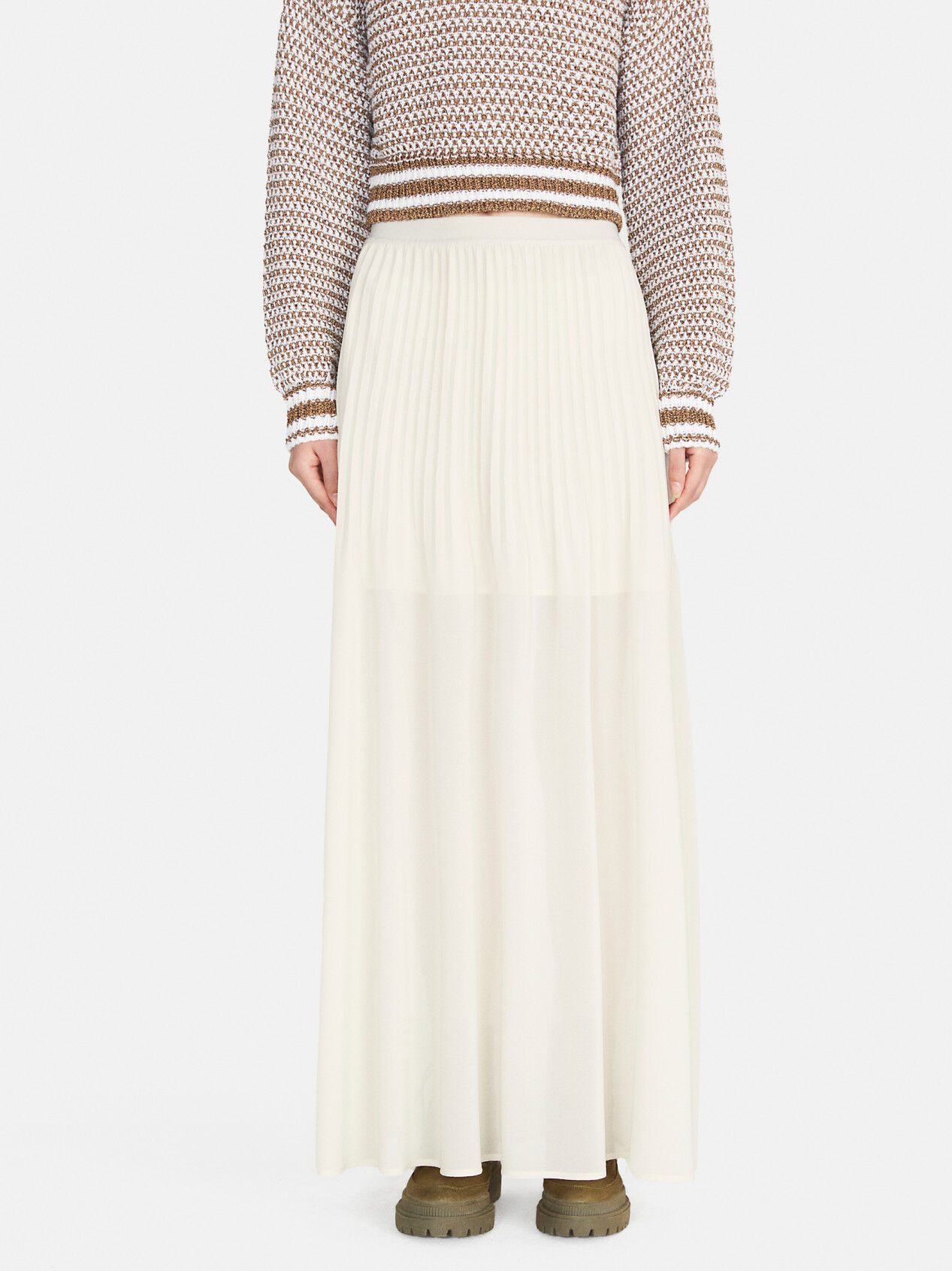 White pleated deals skirt uniqlo