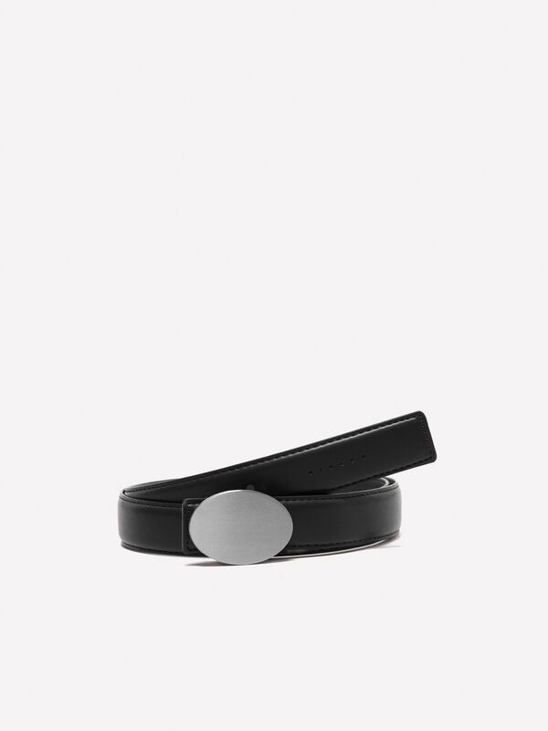 Black belt with oval buckle - women's belts | Sisley