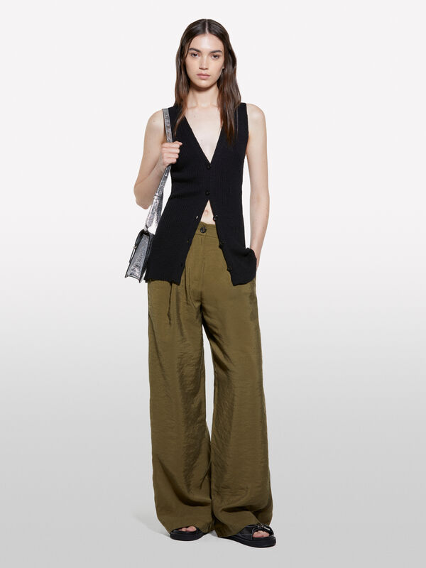 Dark military green trousers with crinkle look - women's palazzo trousers | Sisley