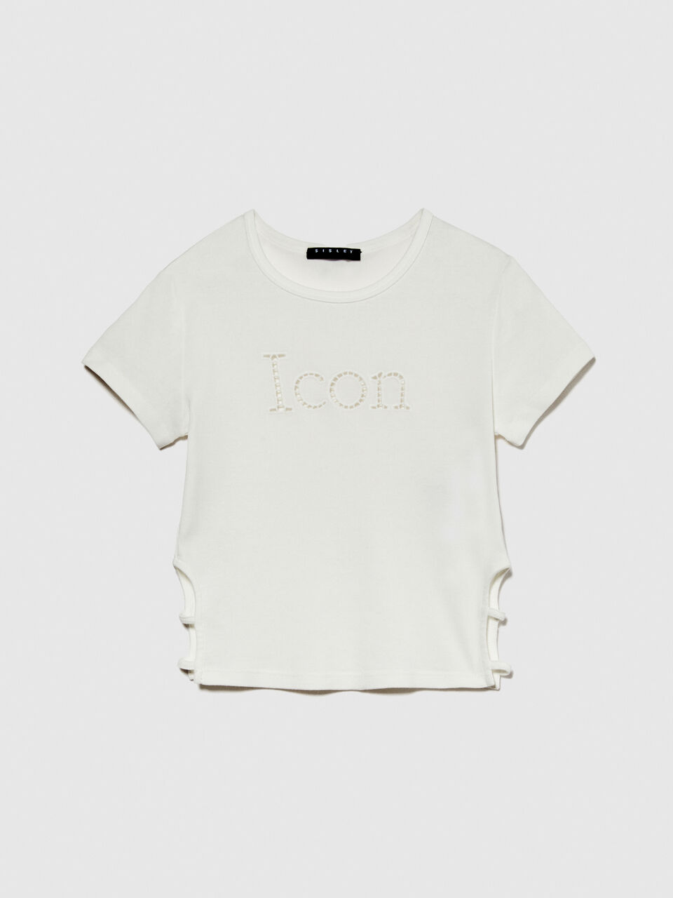 T-shirt with embroidery and cut-out Junior Girl image number null
