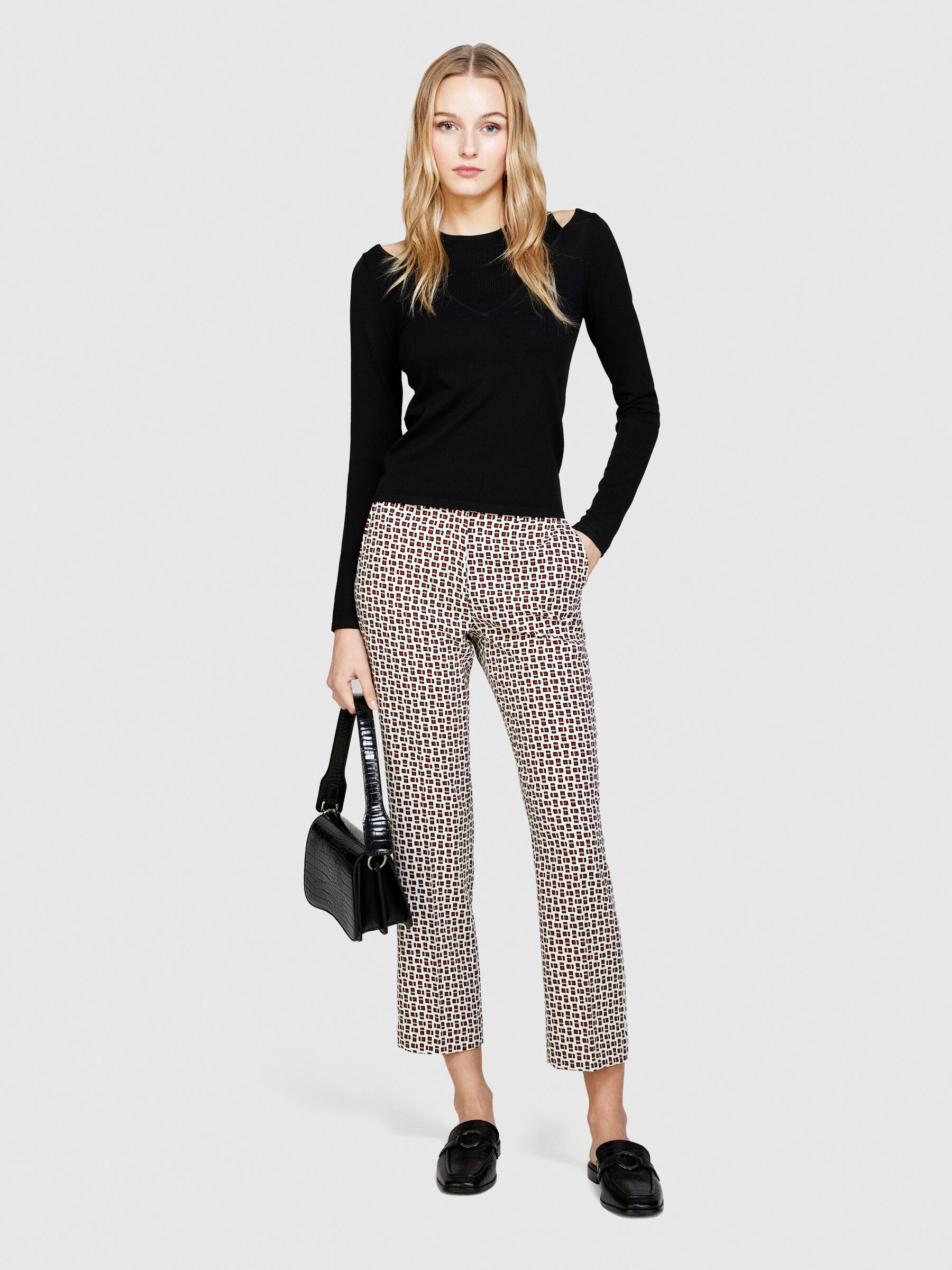 Printed cigarette trousers Women image number null