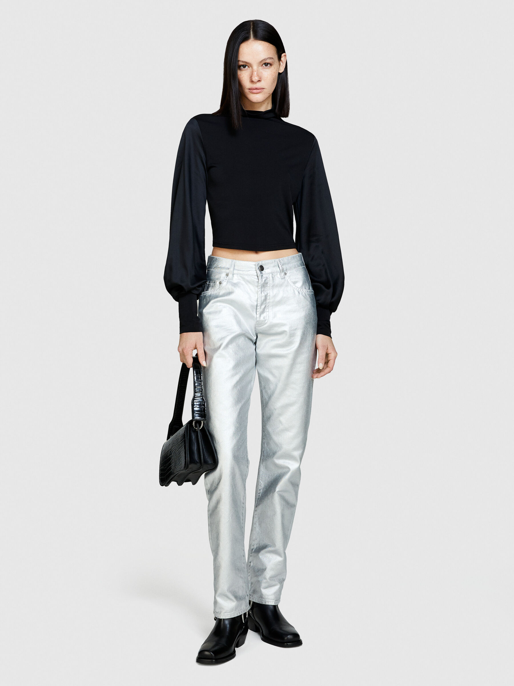 T-shirt with balloon sleeves Women image number null