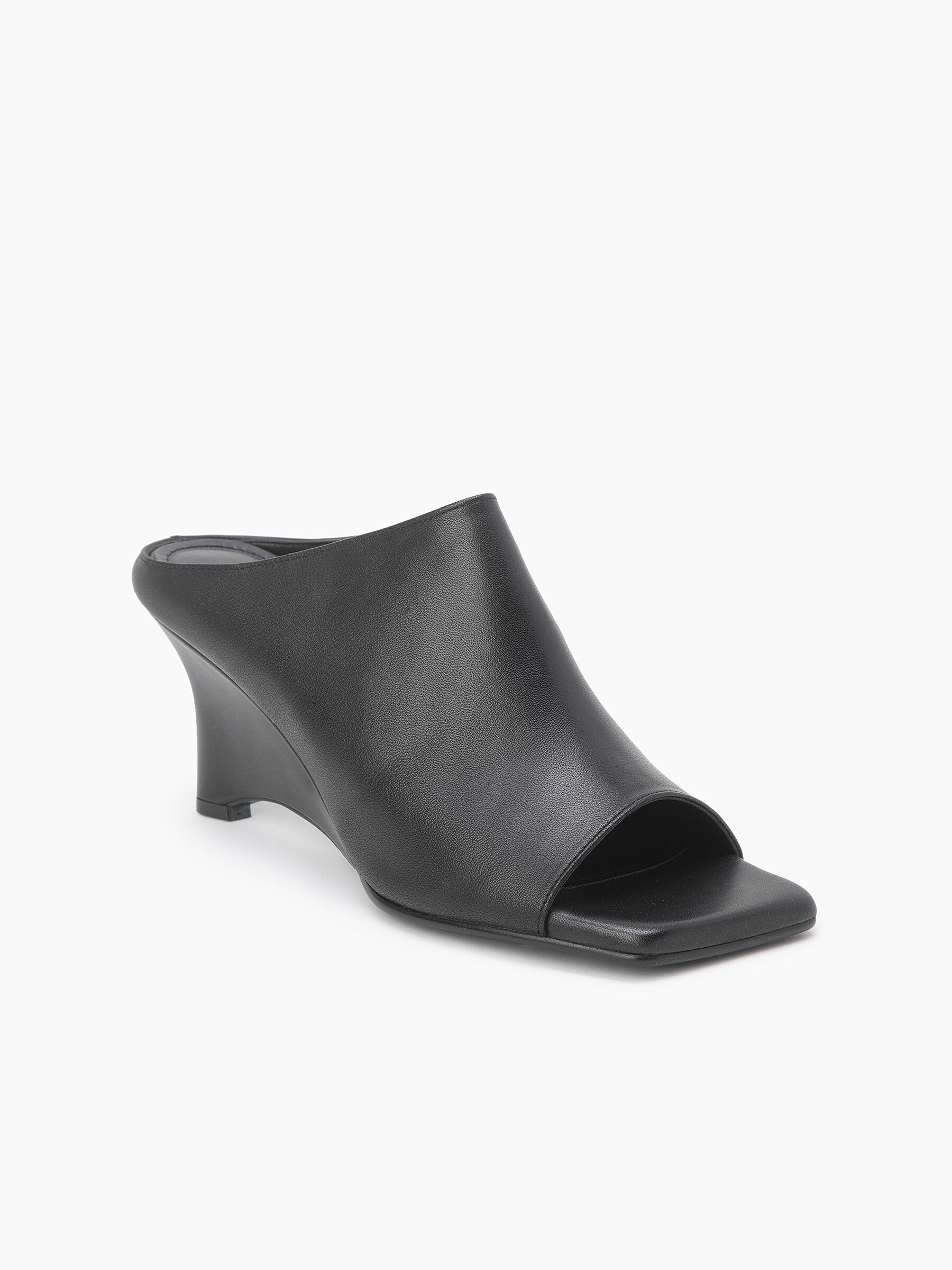 SABOT Women image number null