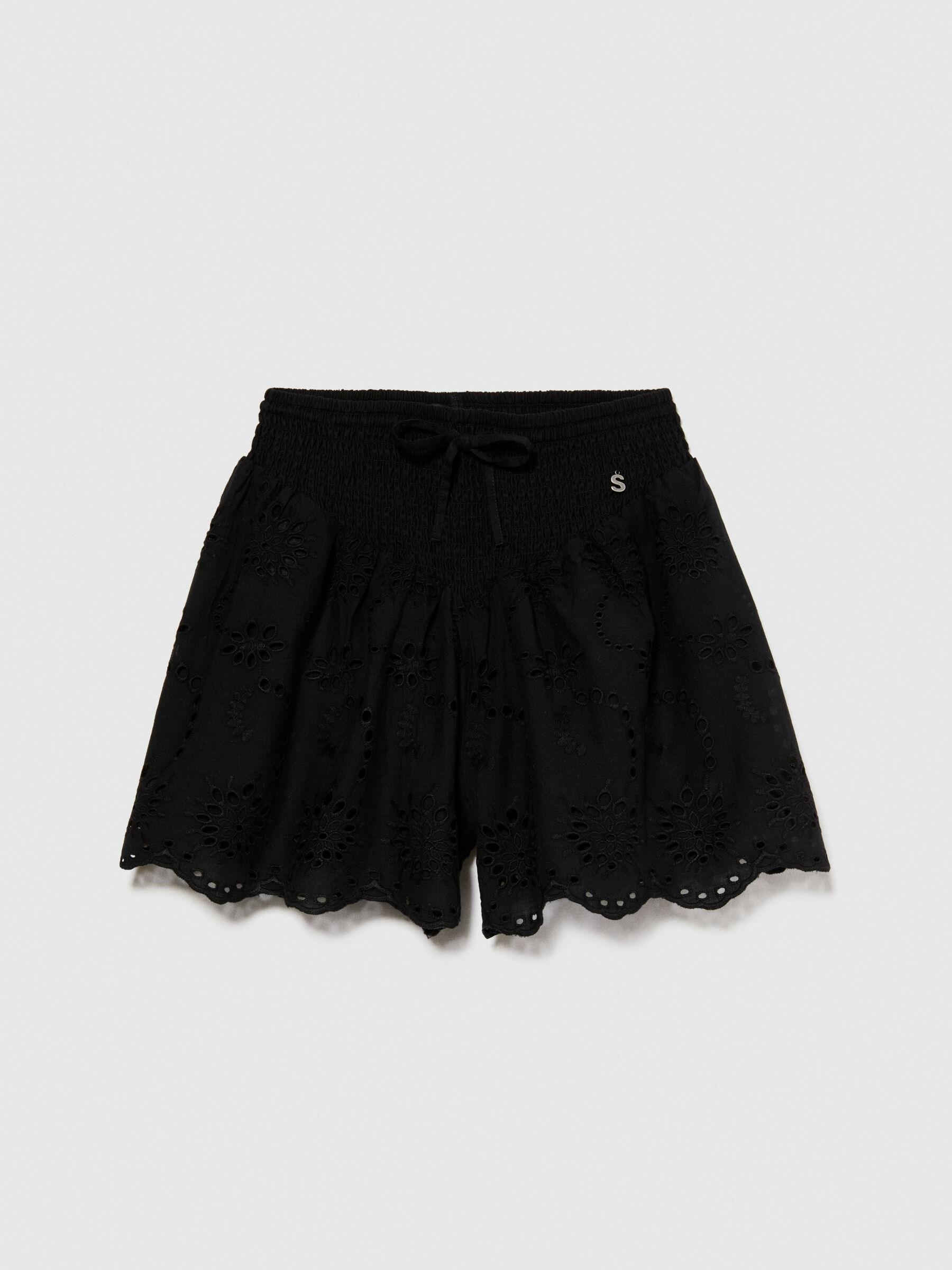 Embroidered shorts Junior Girl image number null