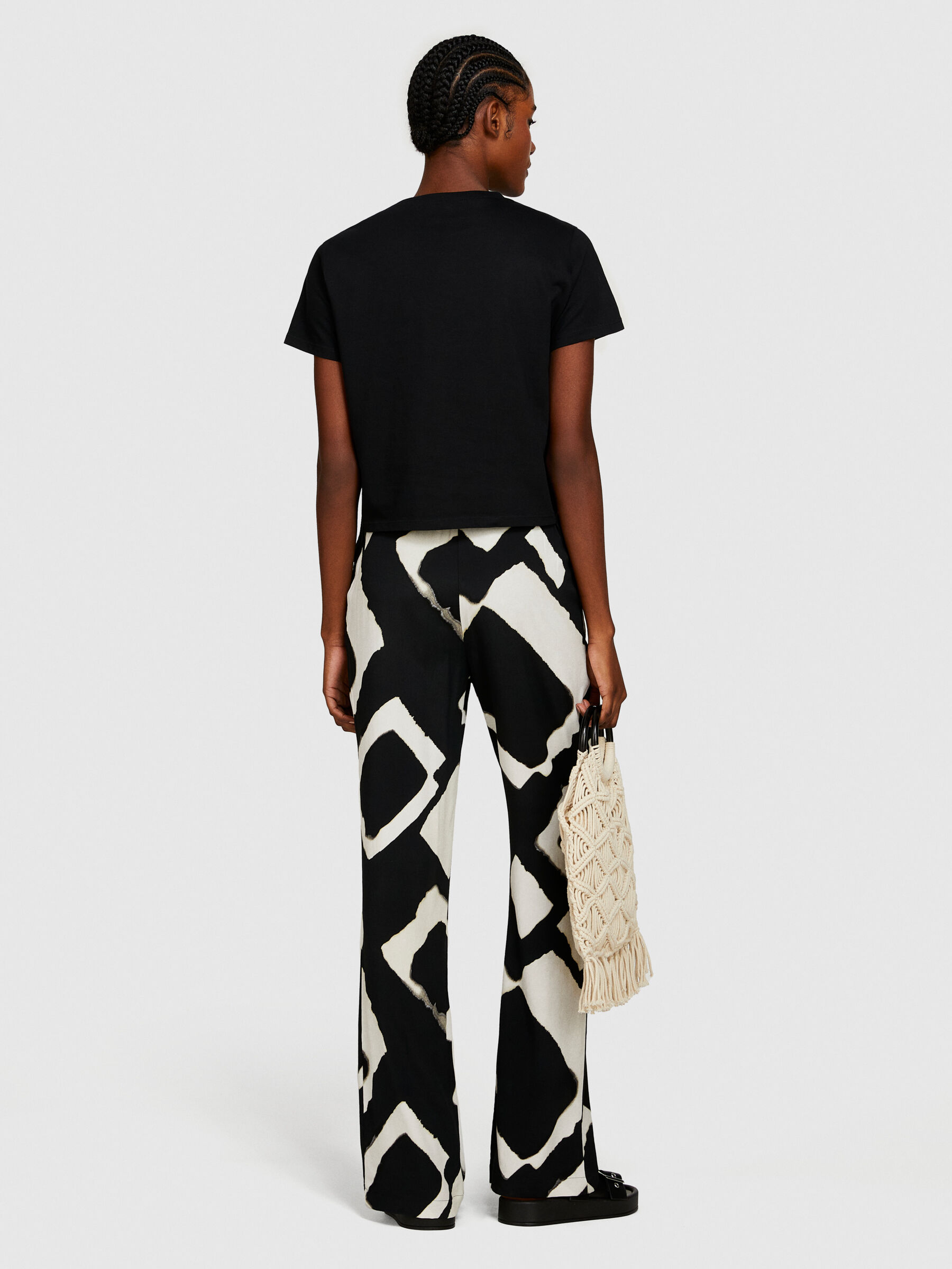 T-shirt with broderie anglaise Women image number null