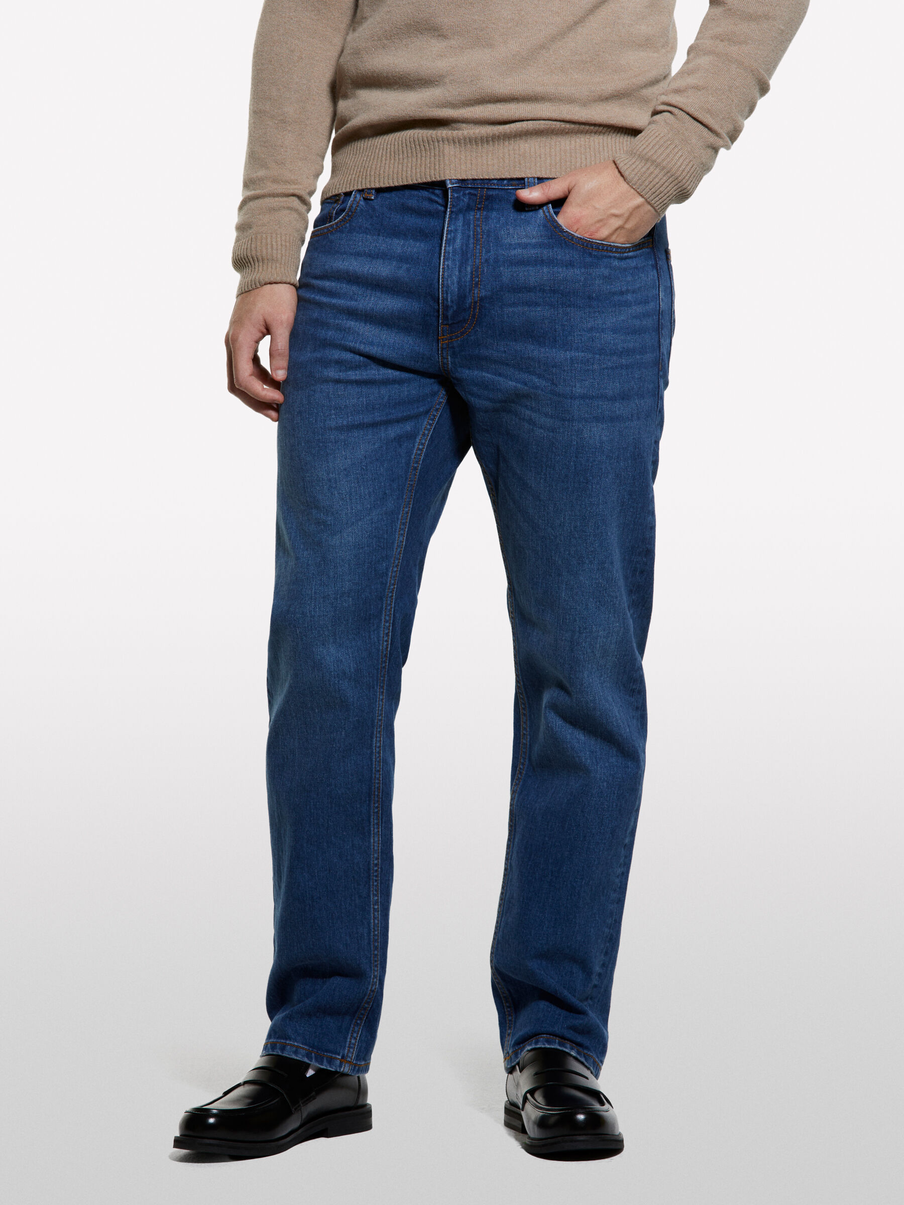TROUSERS Men image number null
