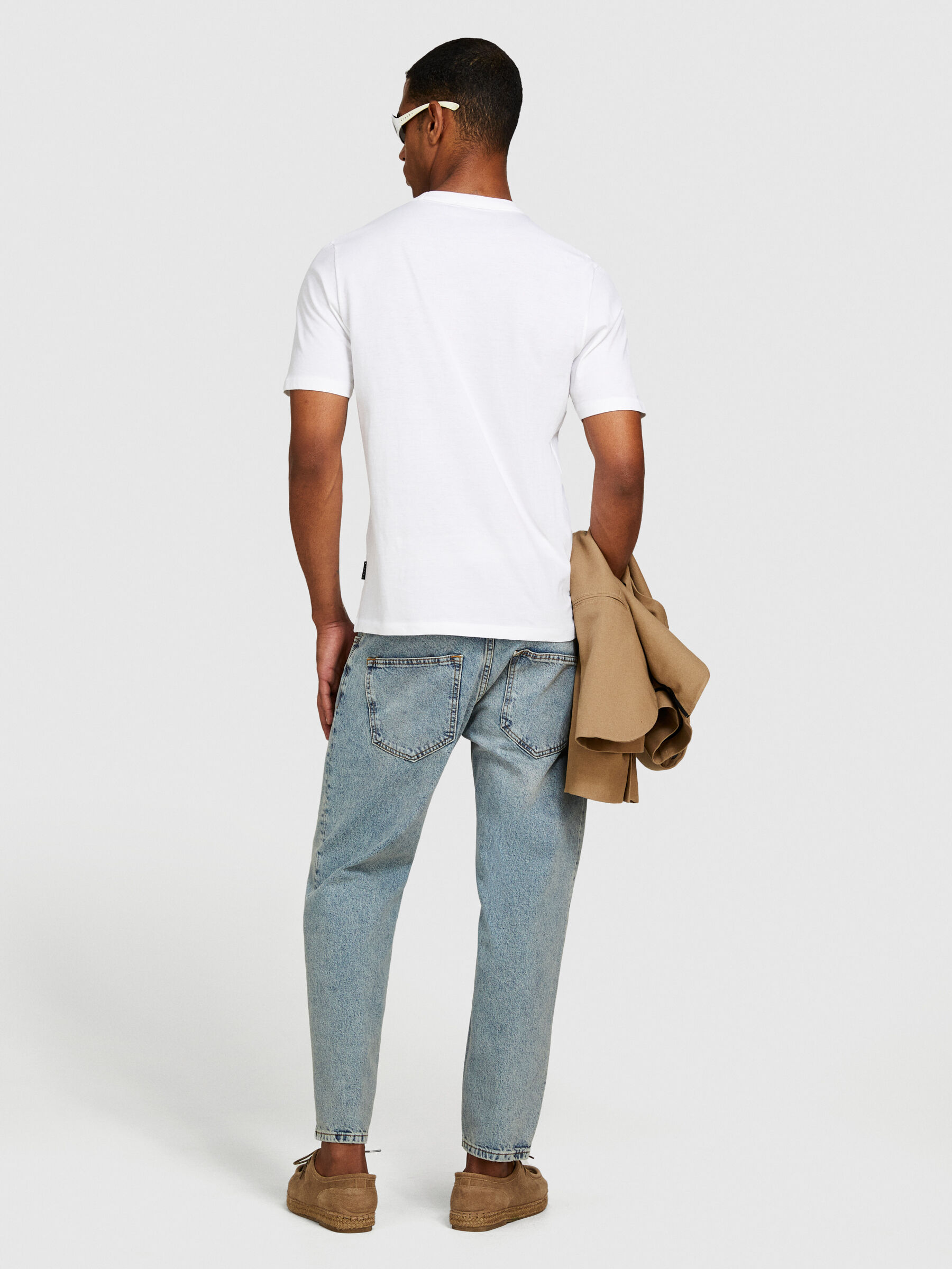 Relaxed fit t-shirt with print Men image number null