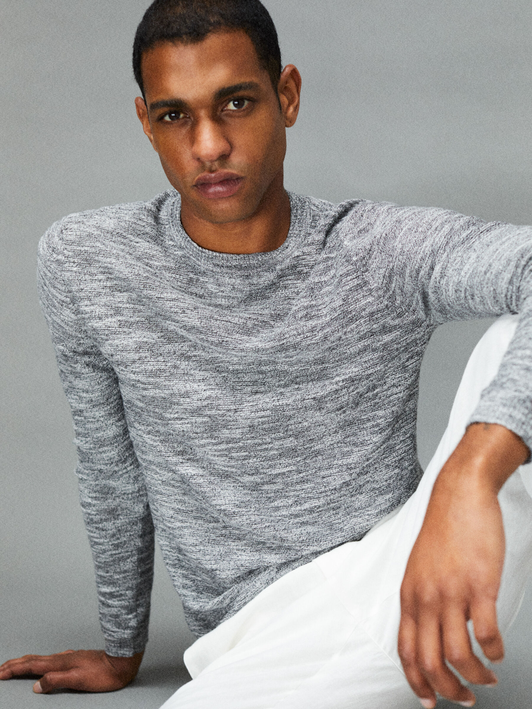 Men s Knitwear sweaters and jumpers by Sisley