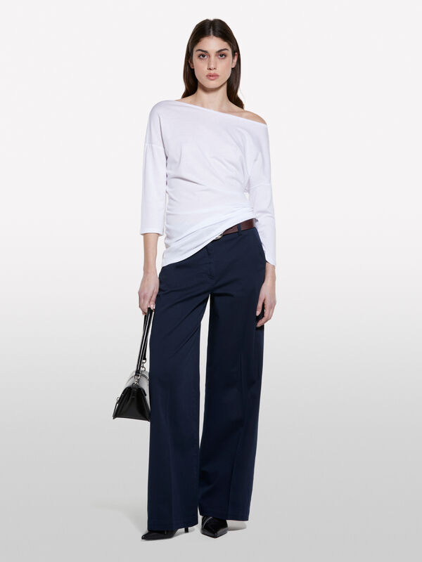 White t-shirt with boat neck - women's long sleeve t-shirts | Sisley