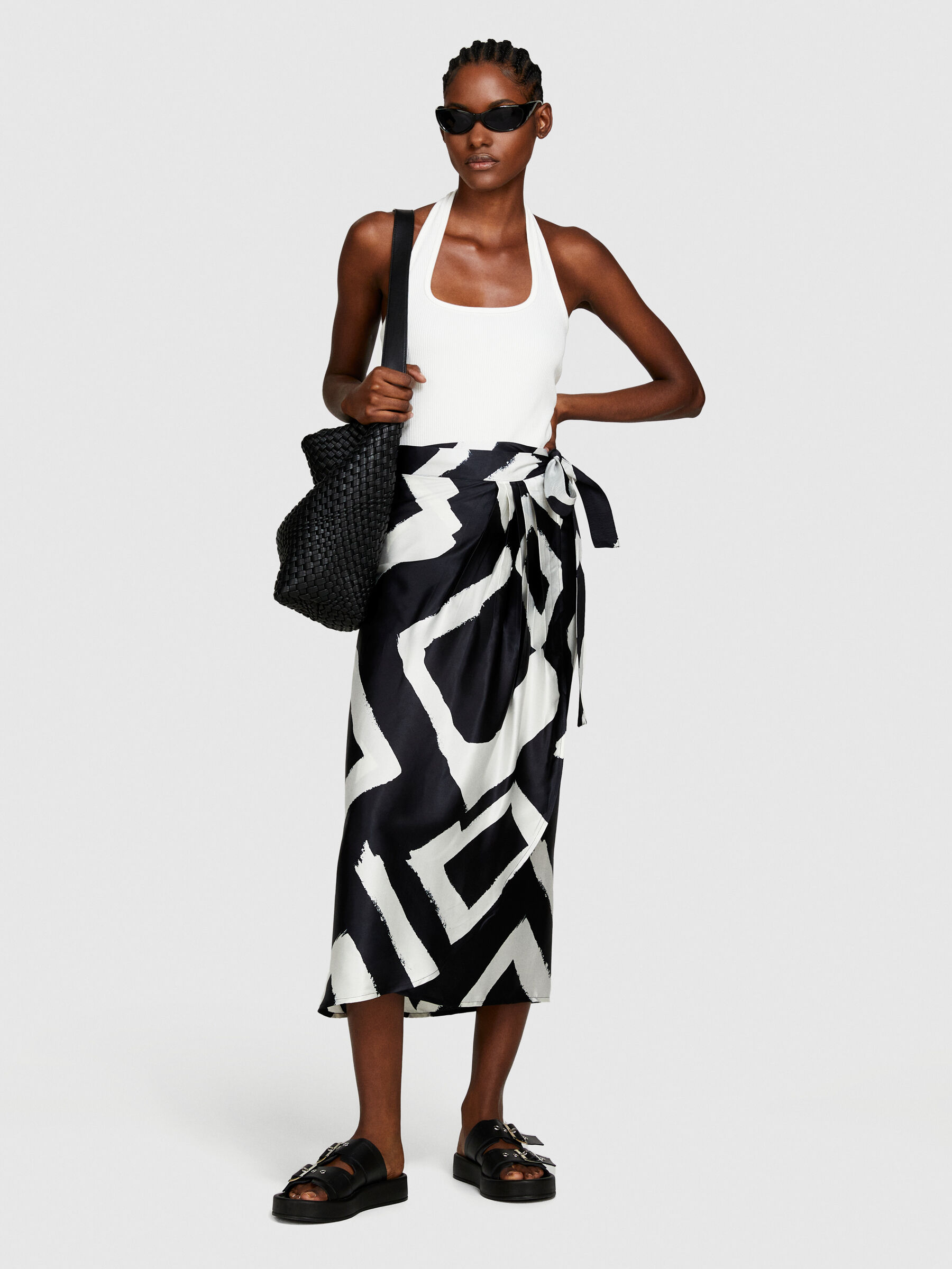 Sarong skirt top