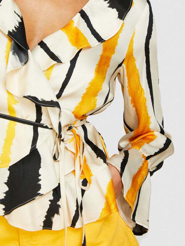 Crisscross blouse with frill - women's blouses | Sisley