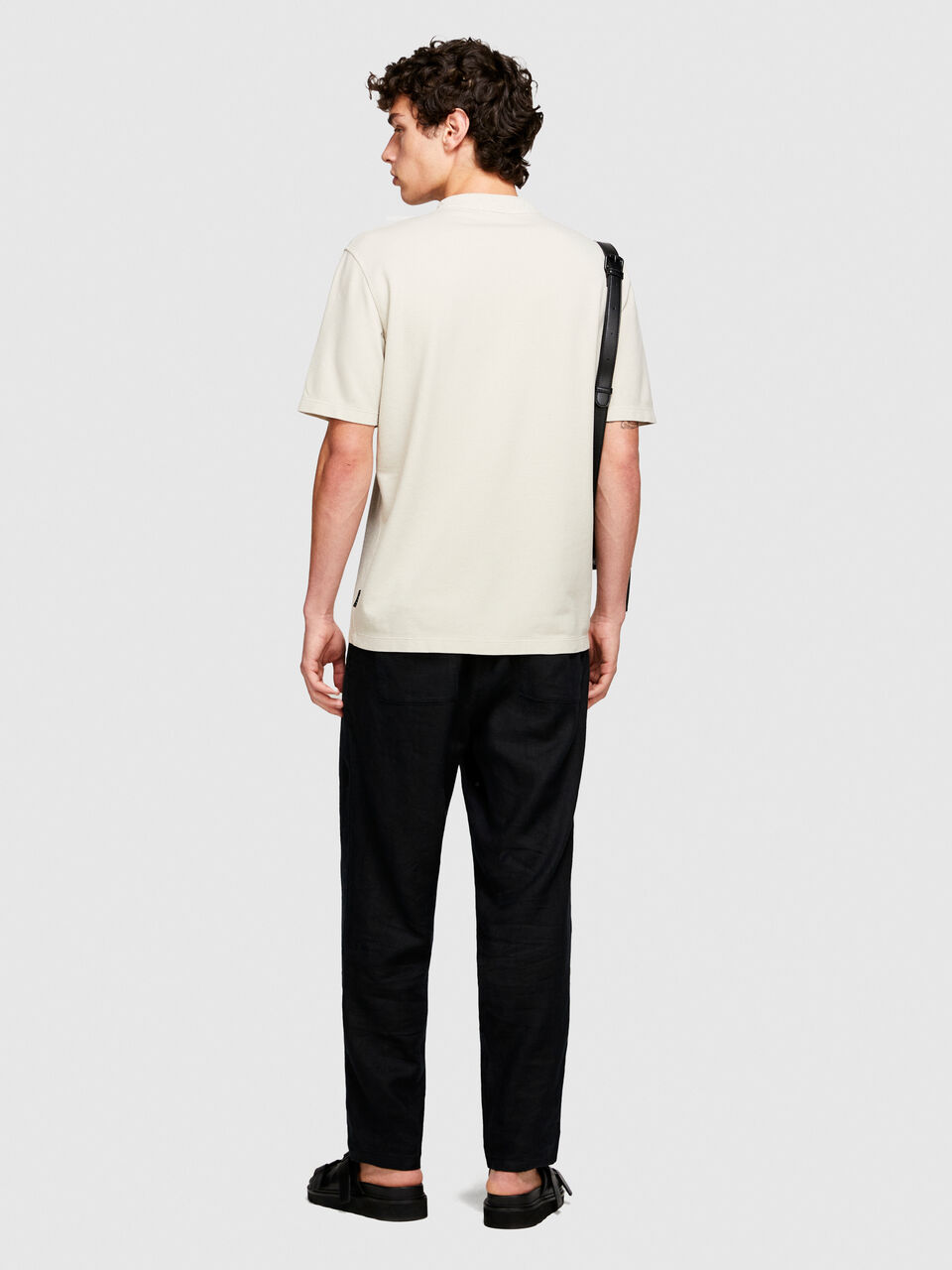 T-shirt in pique Men image number null