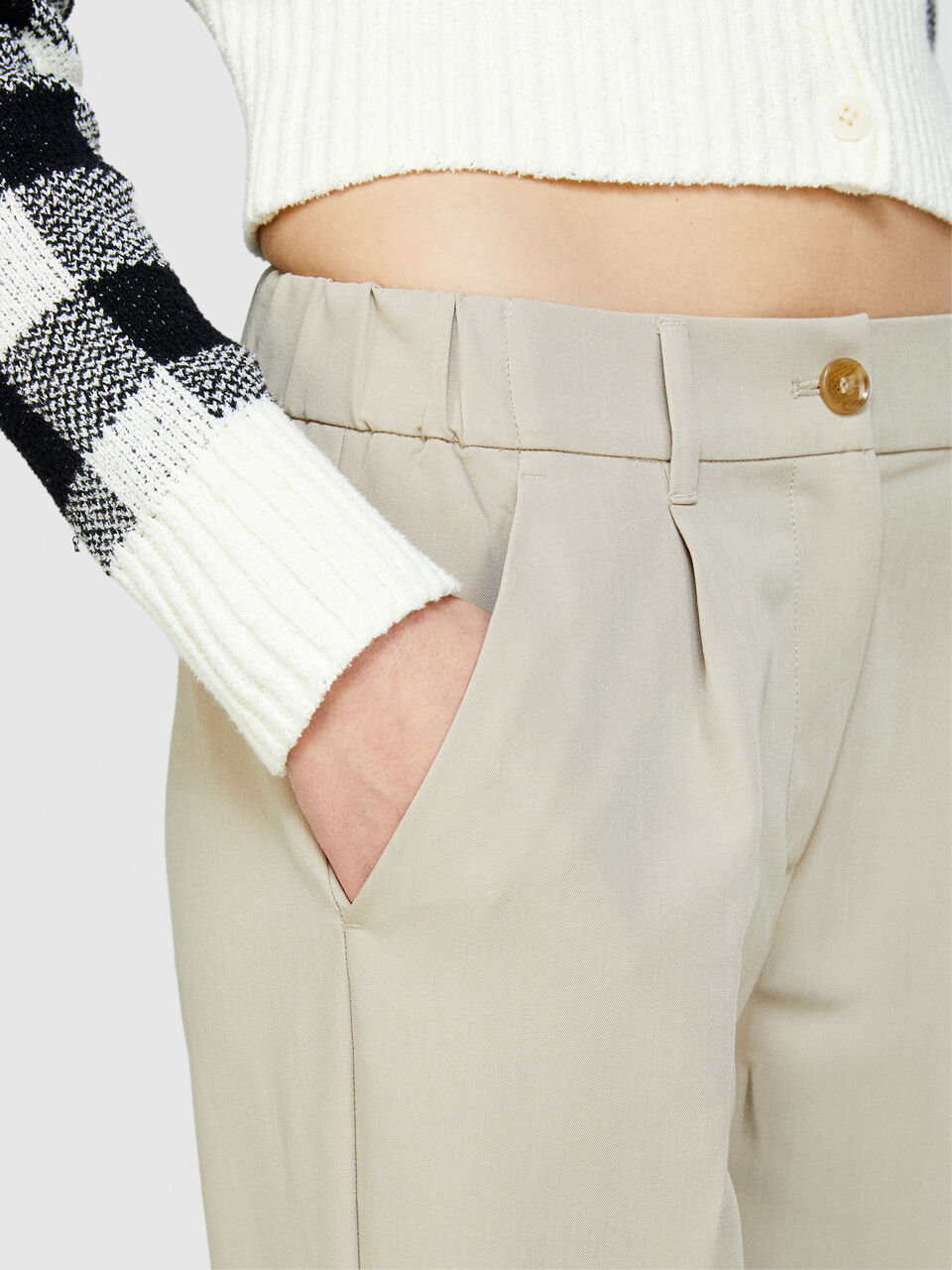 TROUSERS Women image number null
