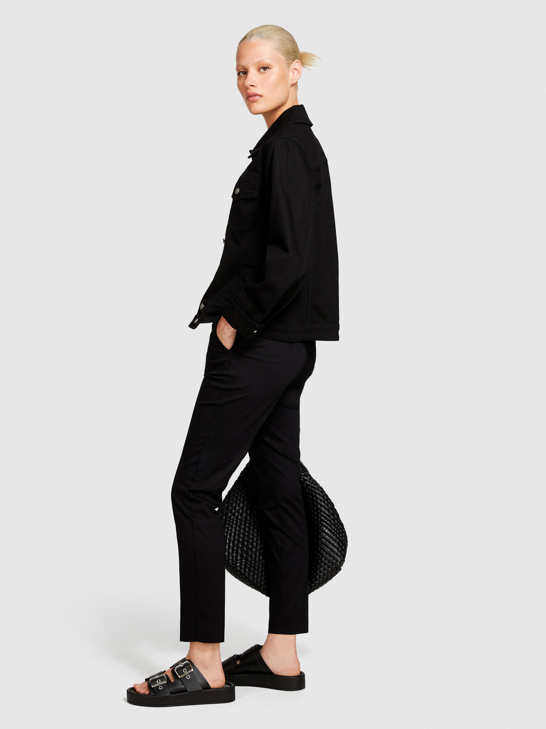Jil Sander Leather Bomber Jacket | Black | FARFETCH