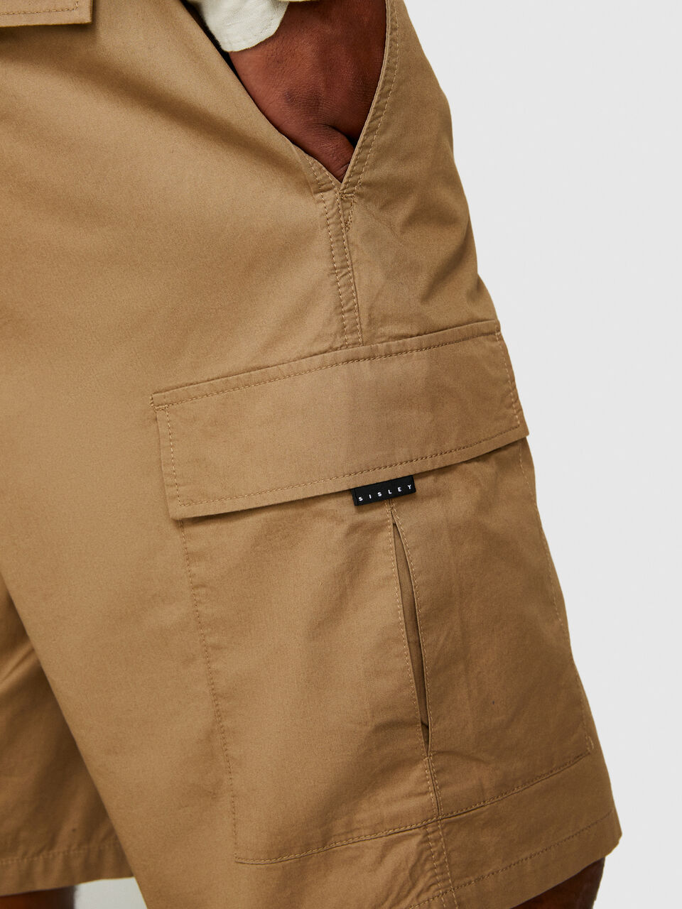 Cargo bermudas with pockets Men image number null