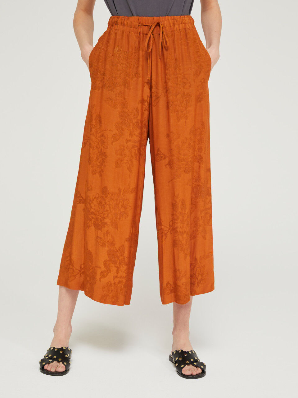 levis loose tapered jeans