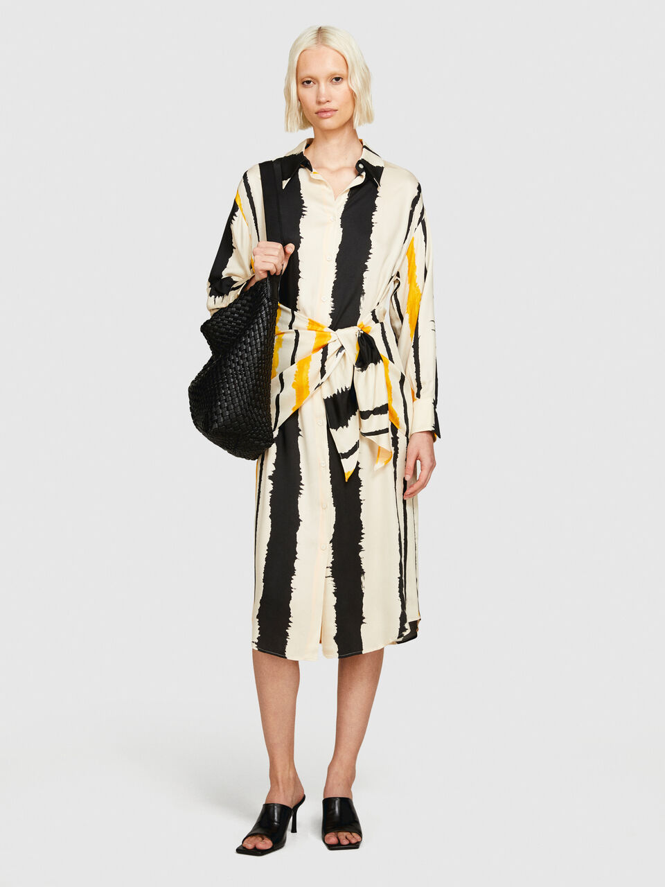 Printed shirt dress with sash Women image number null