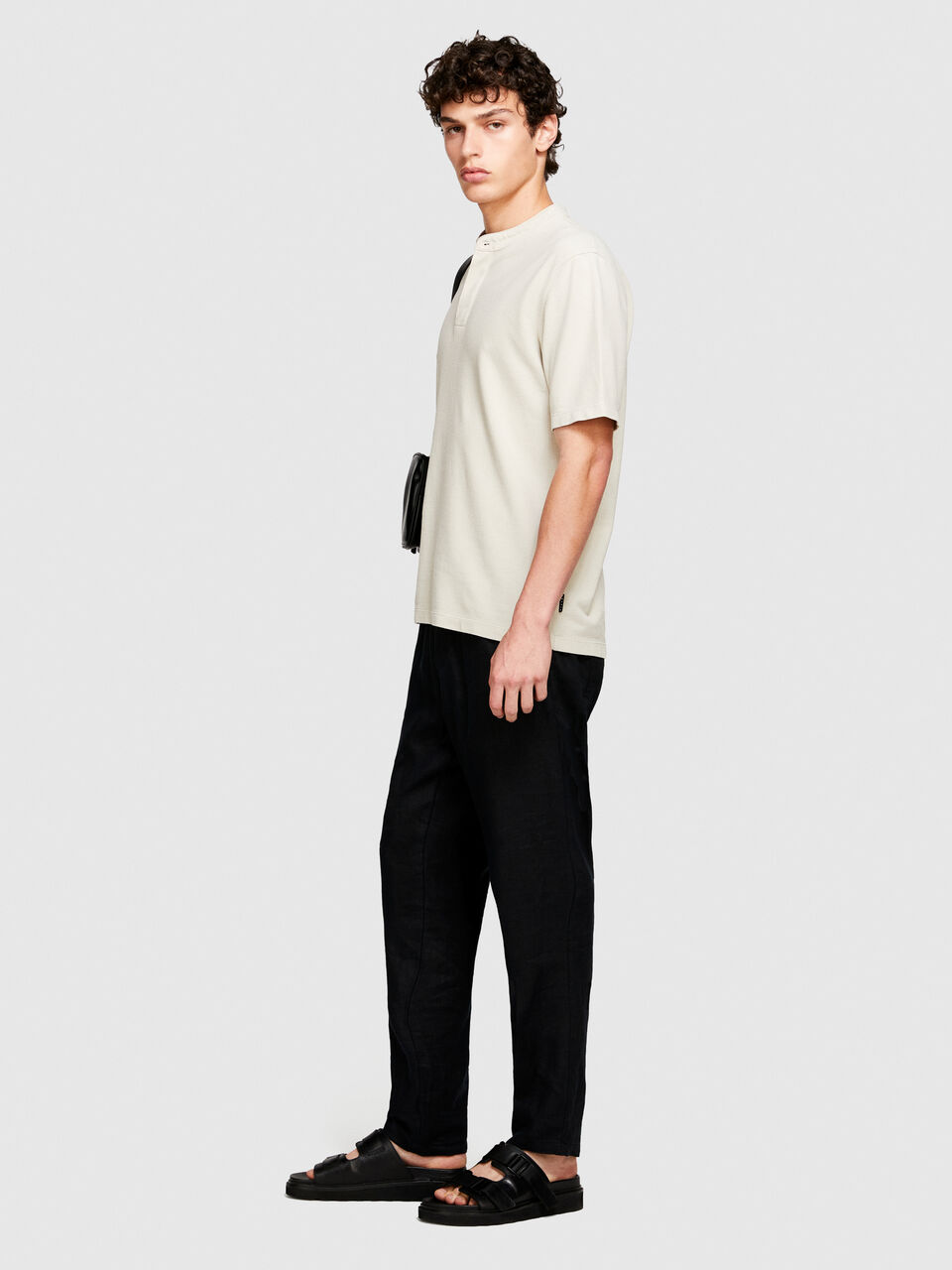 T-shirt in pique Men image number null