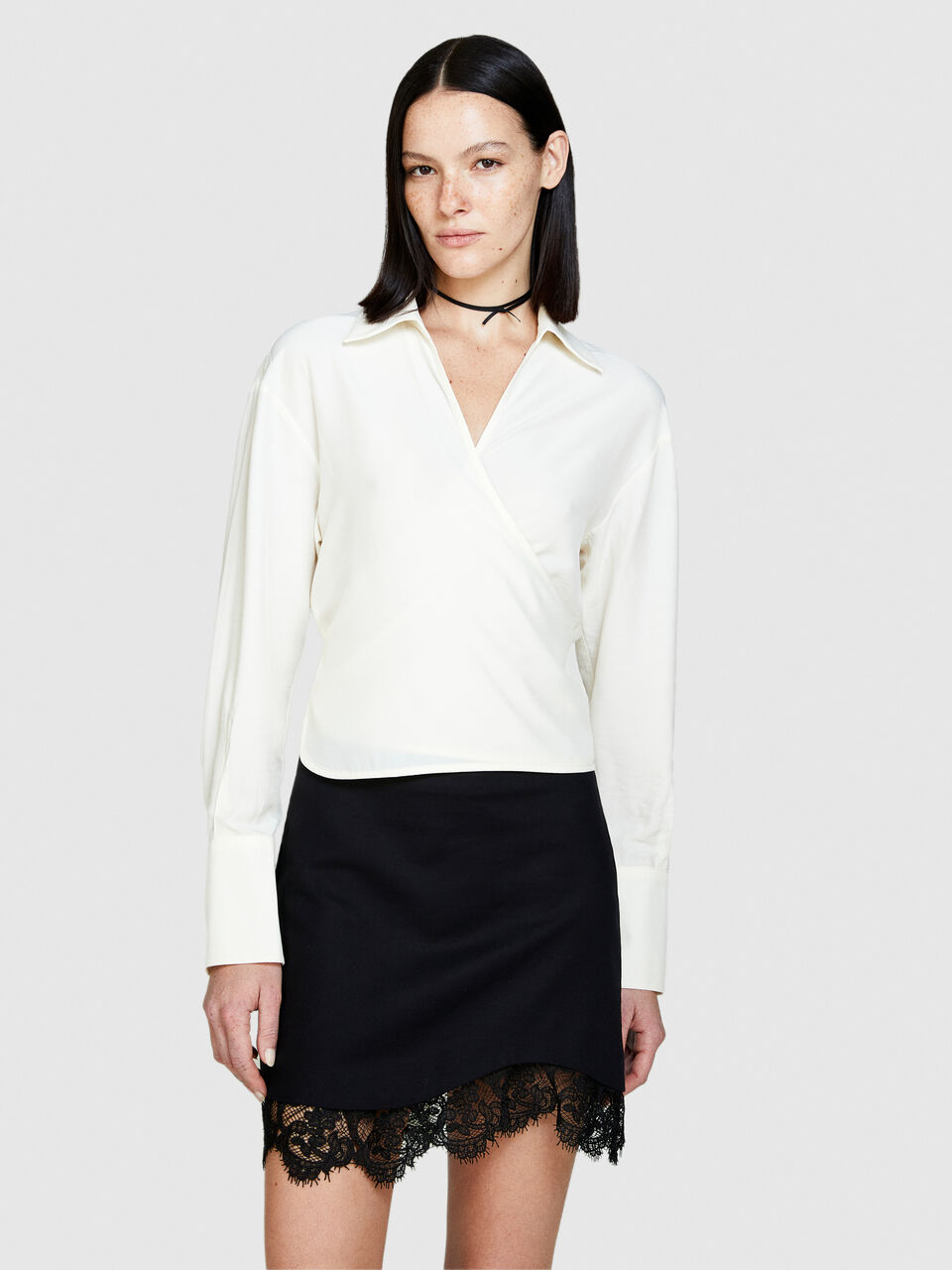 Crisscross blouse Women image number null