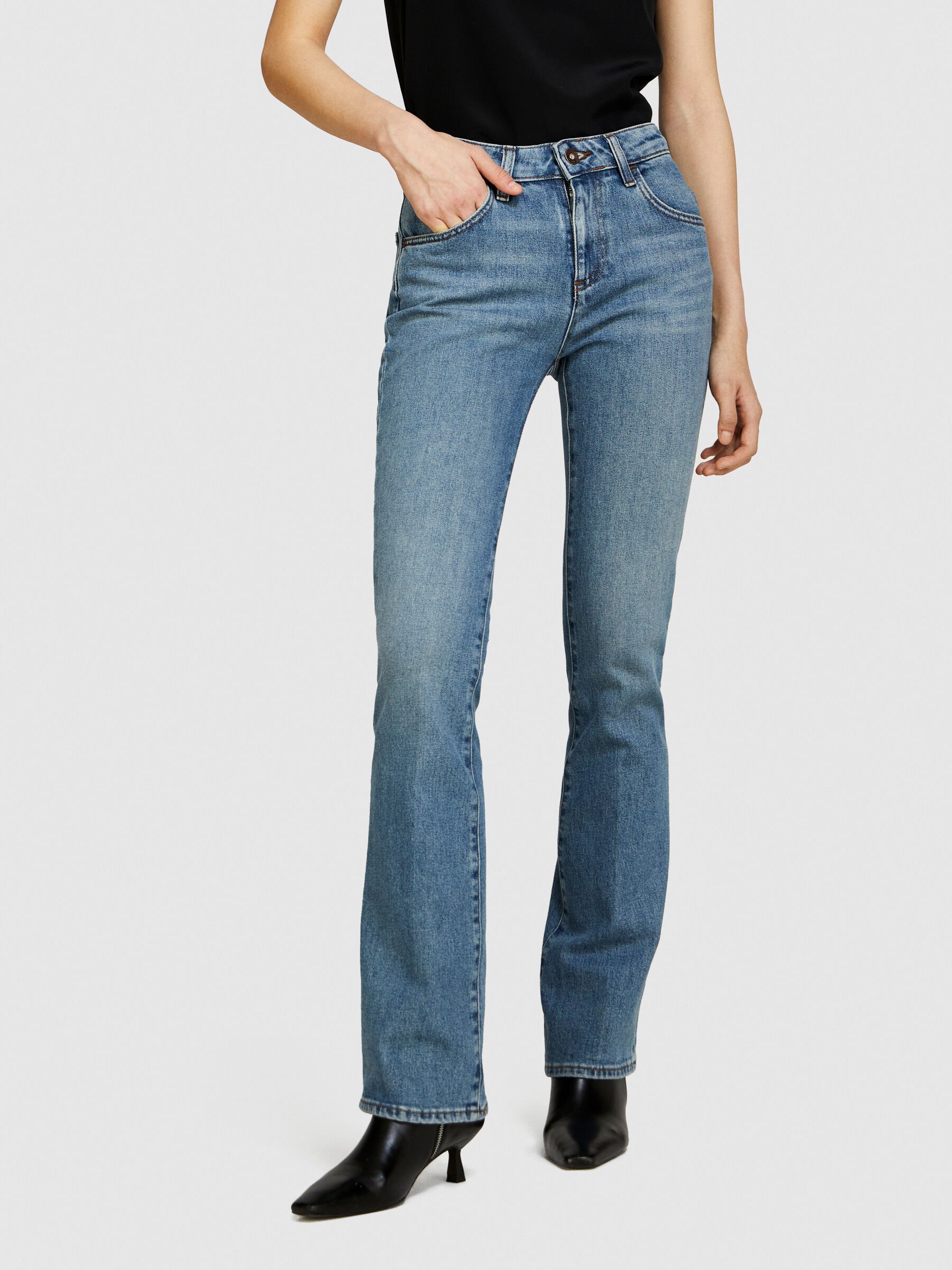 Women s Jeans special and classic models Sisley