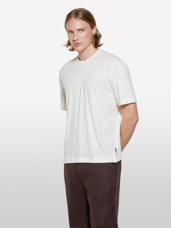 Cream white linen blend t-shirt Cream white linen blend t-shirt - men's short sleeve t-shirts | Sisley