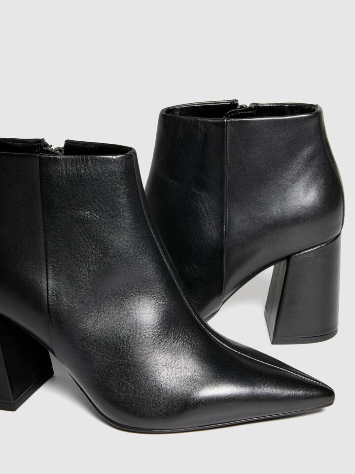 Leather ankle boots, Black - Sisley