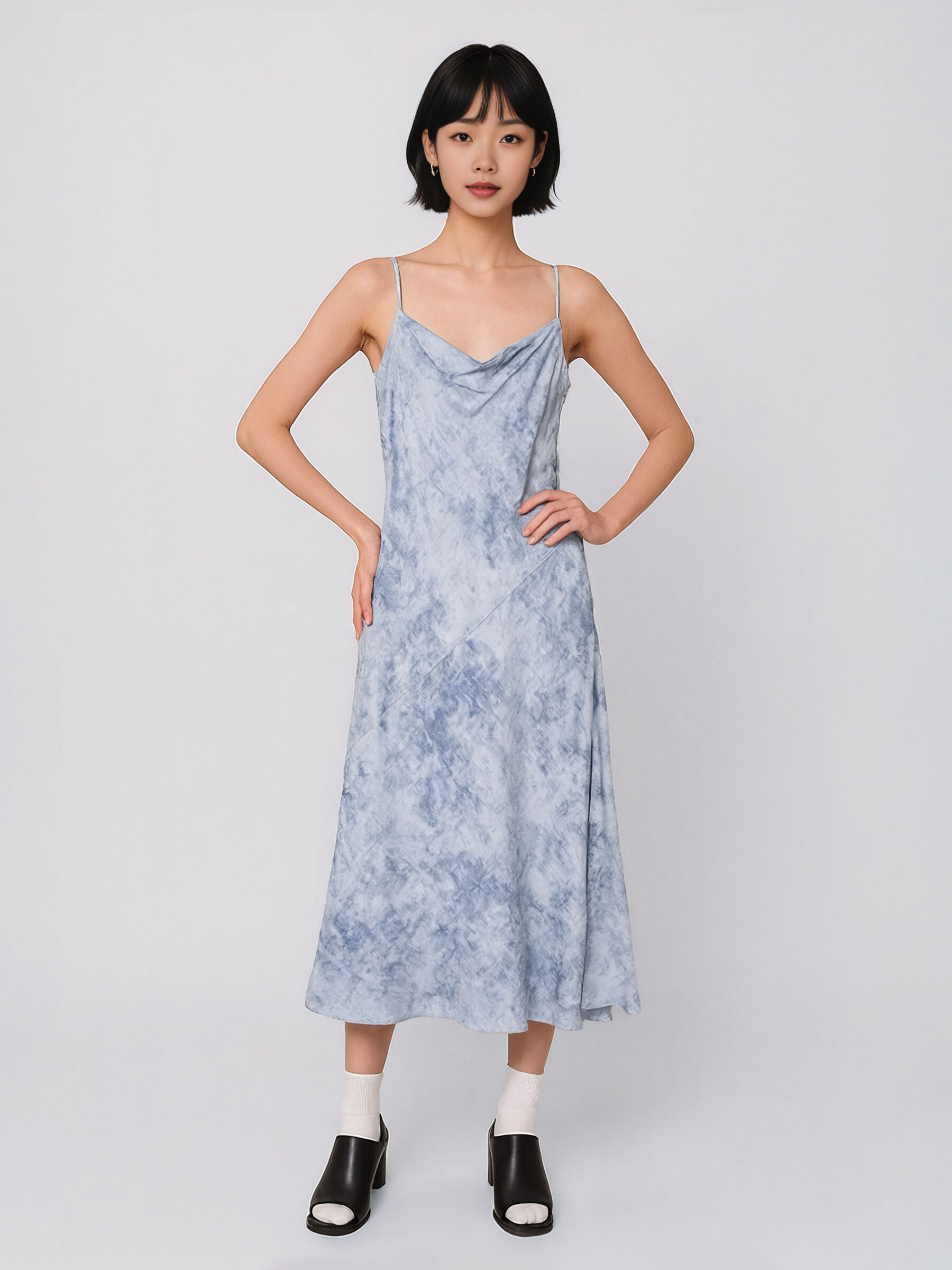DRESS Women image number null