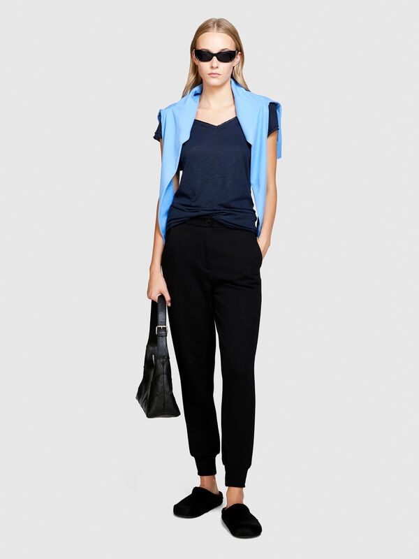V-neck t-shirt with raw cut - women's short sleeve t-shirts | Sisley