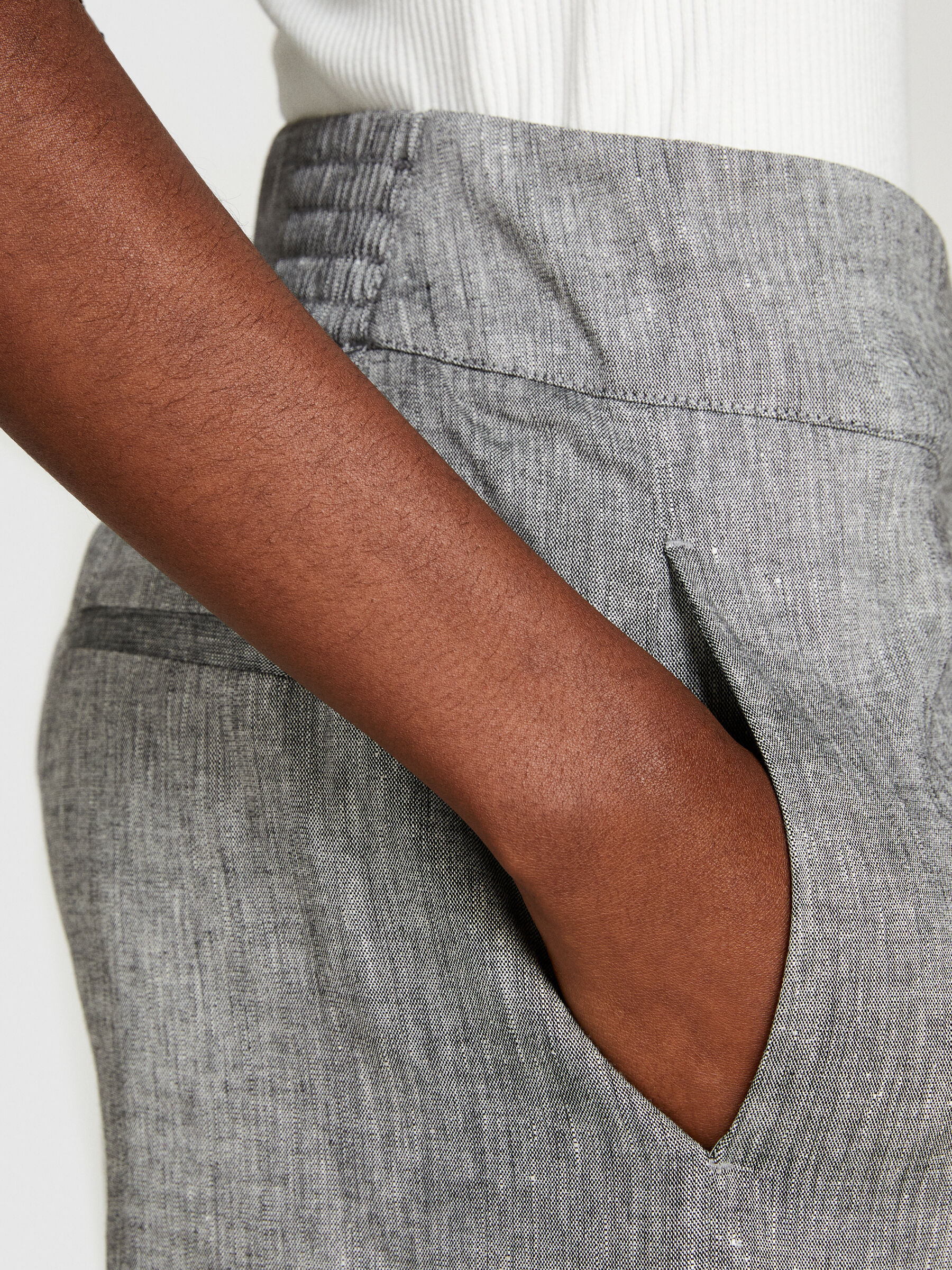 High-waisted shorts Women image number null