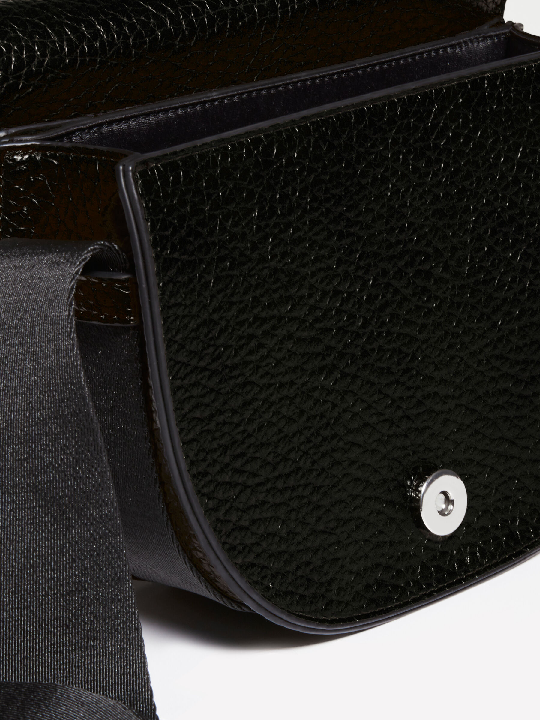 BAG Women image number null