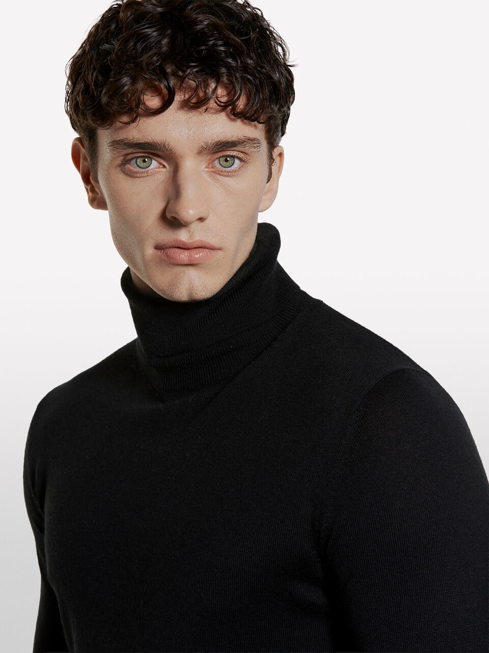 TURTLE NECK SWEATER Men image number null